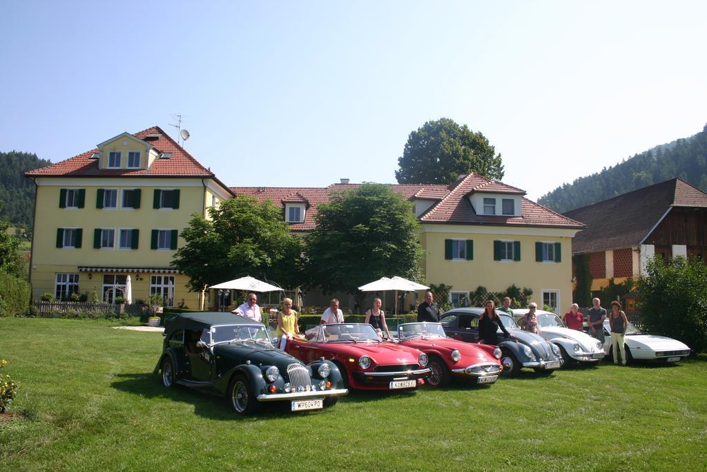 Launsdorf Hotel Dienstl Gut מראה חיצוני תמונה